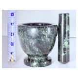 Elegant Hand-Carved Green Marble Mortar & Pestle.   2 lbs 15.3 oz / 1 kg 342 g.