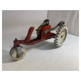 Thompson Traveling Tractor Walking Cast Iron Lawn Sprinkler