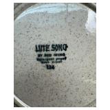 Redwing Lute Song Brown Speckled 63 Piece Set