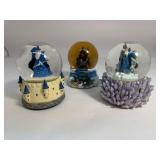 Lot of (3) Wizard Gloves