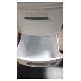 plastic storage containers