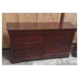 dresser set