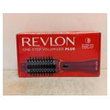 REVLON ONE-STEP VOLUMIZER PLUS