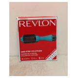 NEW REVLON ONE-STEP VOLUMIZER POWER OF A DRYER VOLUME OF A STYLER