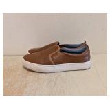 CAT & JACK KIDS RUNE SNEAKERS SIZE 4 BROWN