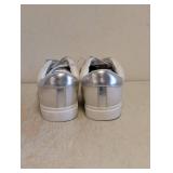 NEW ART CLASS KIDS SHOES SIZE 5 SILVER
