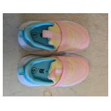 NEW ALL IN MOTION TODDLER DANNIE SLIP SIZE 9 PINK MULTI