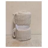 NEW MAINSTAYS TEXTURED PLUSH THROW PAPYRUS BEIGE