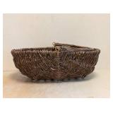 NEW WICKER BASKET DECOR
