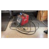 LINCOLN Electric 33V welder