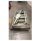 BIEFFE Drafting table with adjustable table tilt