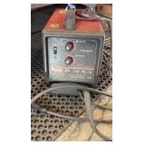 LINCOLN Electric 33V welder