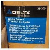 DELTA sander, looks brand new inside of box