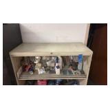 4-SHELF unit with contents