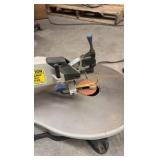 DELTA 40-570, 16-inch variable-speed scroll saw