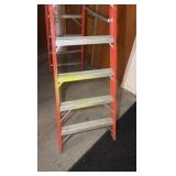 10’ KELLER step ladder