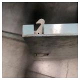 PORTABLE workbench with storage capacity