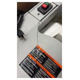 DELTA sander, looks brand new inside of box