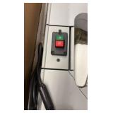 DELTA sander, looks brand new inside of box