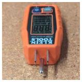 KLEIN Outlet Tester and Clamp Meter