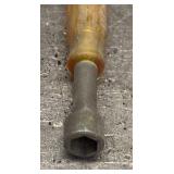 VARIETY: socket heads, drill bits, chisels & more