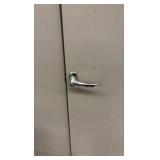 TENNSCO 2-door metal storage cabinet