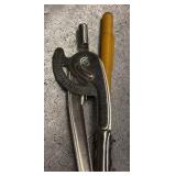 VARIETY: socket heads, drill bits, chisels & more