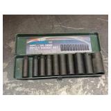 VARIETY: socket heads, drill bits, chisels & more