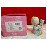 Precious moments 2001 May your Christmas begin with a bang number 877433