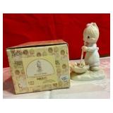 Precious moments 1982 Let love reign number E-9273