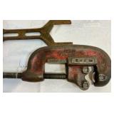 Vintage 3 in 1 spud wrench & Ridgid No. 2A heavy duty pipe cutter