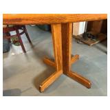 Round oak dining room table