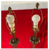 Pair of 2 composition table lamps with pineapple finials
