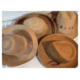 Vintage Women’s Straw Hats Set of 4