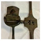 Vintage Stanley No. 70 box scraper & Vintage threading die stock