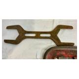 Vintage 3 in 1 spud wrench & Ridgid No. 2A heavy duty pipe cutter