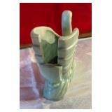 Vintage green pottery swan vase spoon rest