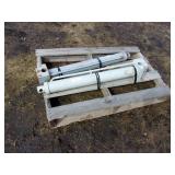 Pair of Hydraulic Cylinders