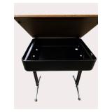 Lot of 9 Adjustable School Desks – Simple & Practical