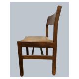 Vintage Wooden Chairs – Classic Style & Comfort!
