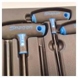 Snap-on 8-piece metric T-shaped/L-shaped combination hex wrench set.