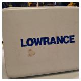 Lowrance HDS-5 Lake Insight fishfinder and chartplotter