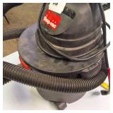 Shop-Vac wet/dry portable vacuum cleaner : 2.5-gallon model
