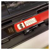 Snap-on TQR250E, a 1/2-inch drive adjustable click-type torque wrench