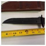 Lot of Two KABAR Vintage Knives. Utica / Cutco with sheaths -  USMC