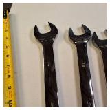 Snap-on combination wrenches