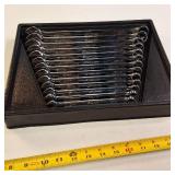 Snap-on 13-piece 12-point metric Flank Drive combination wrench set, model OEXM713B.