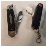 Lot of vintage multi-tool pocket knives and keychain accessories