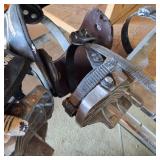 Lot Pair of drywall stilts :: Skywalker model by Marshalltown