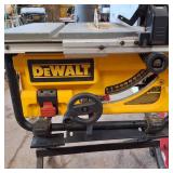 DEWALT 10" Jobsite Table Saw with Compact Folding Stand – Rack & Pinion Fence
